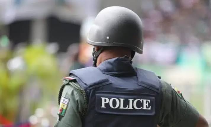 Police Arrest Two Suspected Drug Dealers, Recover 132 Tramadol Sachets